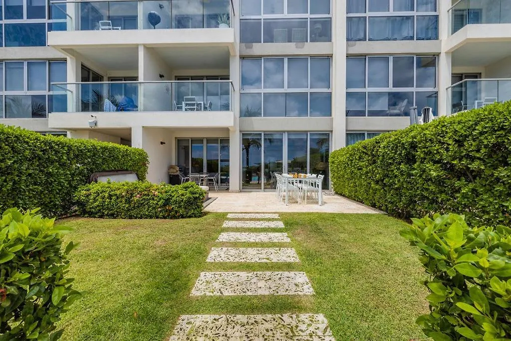 2Bsgf-Azure114 - Luxurious Beach Vibes Retreat W- Private Hot Tub Palm Beach