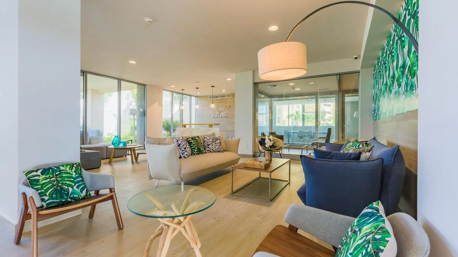 2Bsgf-Azure114 - Luxurious Beach Vibes Retreat W- Private Hot Tub Palm Beach